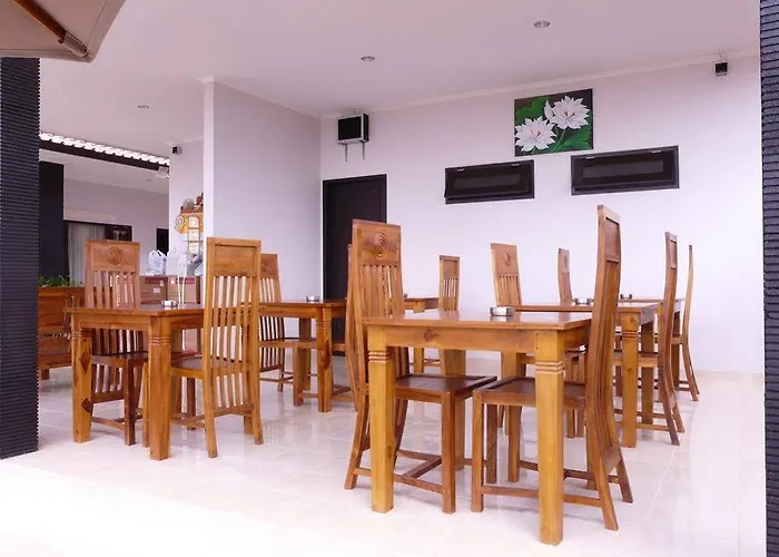 Puri Hasu Bali Pensión 3*
